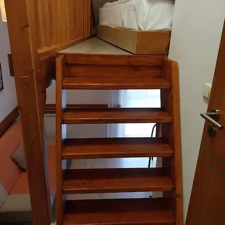 Erhardt Panzio Bed & Breakfast 4*