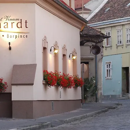 Bed & Breakfast Erhardt Panzio 4*
