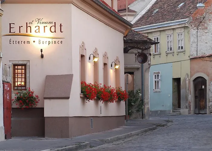 Bed & Breakfast Erhardt Panzio 4*
